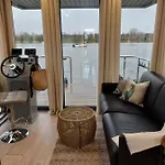 Lemuria Houseboat - Plywajacy Na Wodzie Båthotell Wrocław